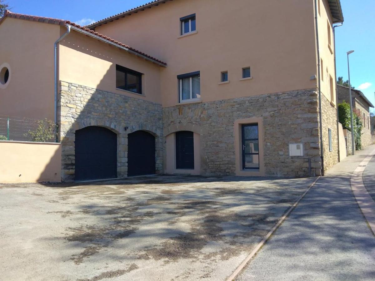 Studio Le Menascle Saint-Georges-de-Luzençon 外观 照片